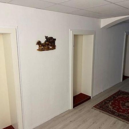 براوناو آم إن City Hotel 17 المظهر الخارجي الصورة