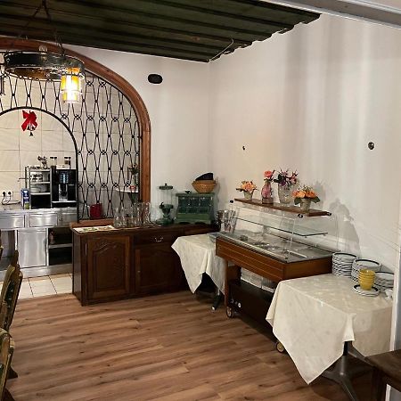 براوناو آم إن City Hotel 17 المظهر الخارجي الصورة