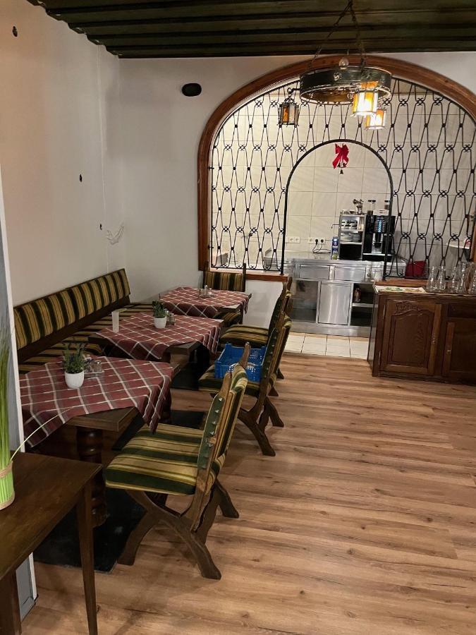 براوناو آم إن City Hotel 17 المظهر الخارجي الصورة